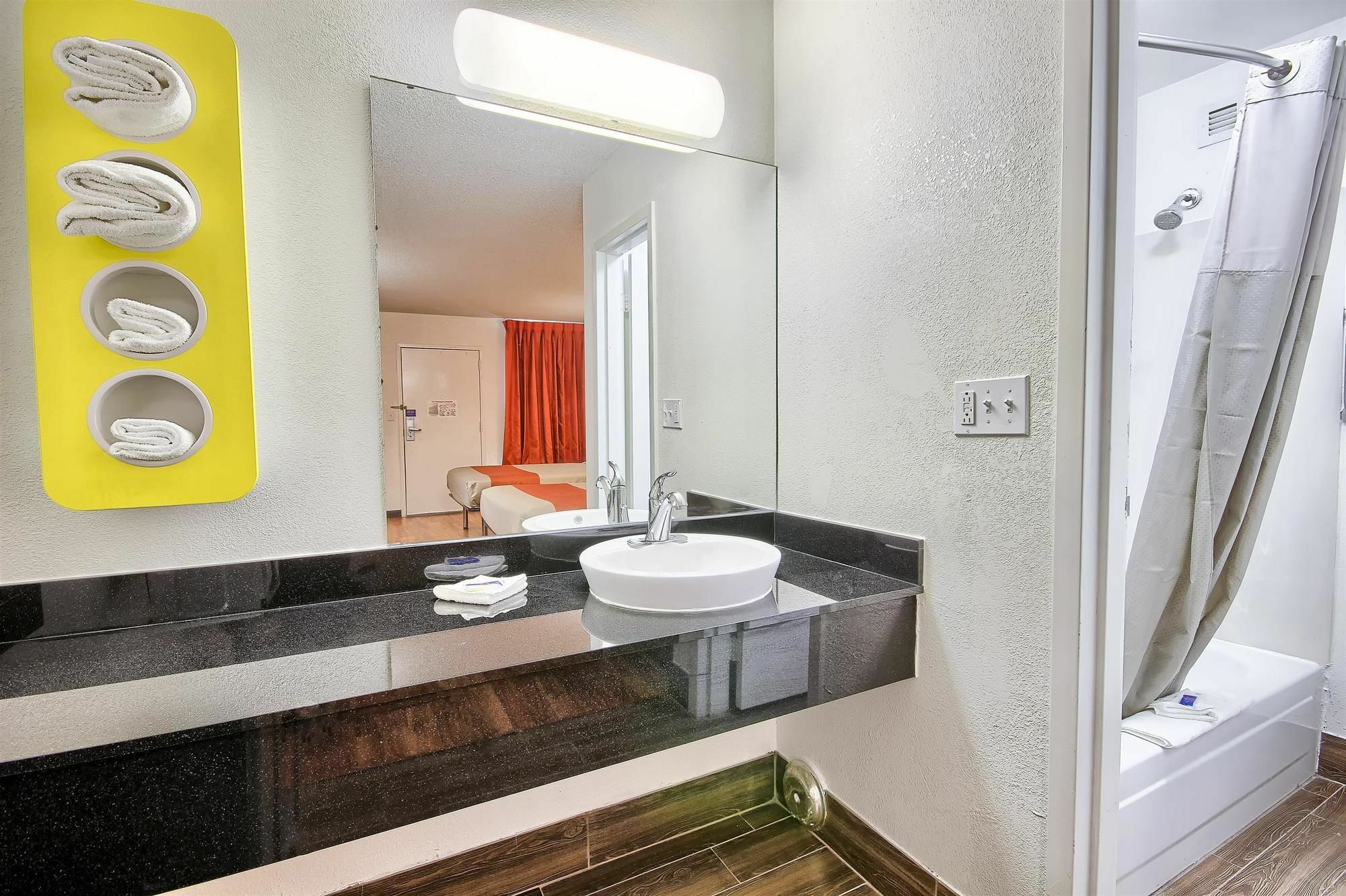 Motel 6-Columbus, Oh - West Dış mekan fotoğraf